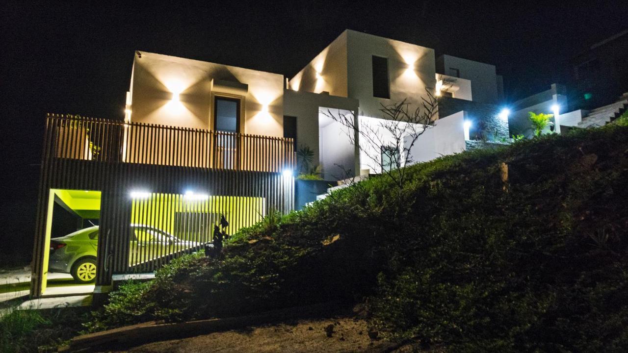 Residence Bo Apartments Orient Bay I Saint-Martin Quarter of Orleans エクステリア 写真